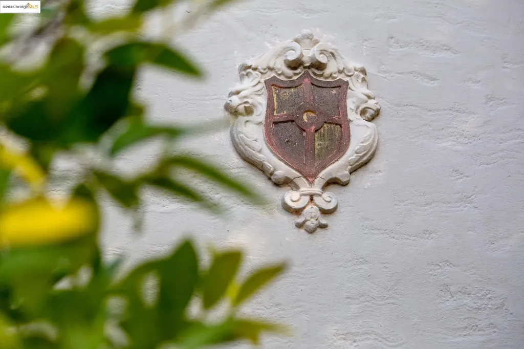 3710 Wisconsin Street Oakland CA 94619