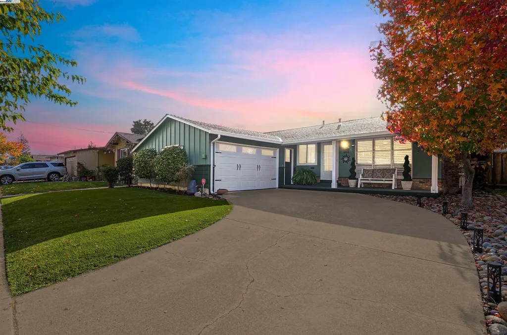 2472 Bradford Avenue Hayward CA 94545
