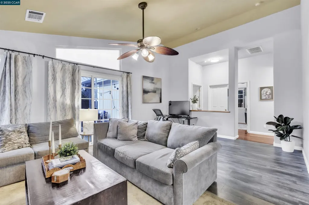 2086 Homecoming Way Brentwood CA 94513