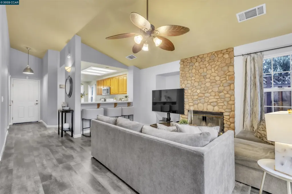 2086 Homecoming Way Brentwood CA 94513