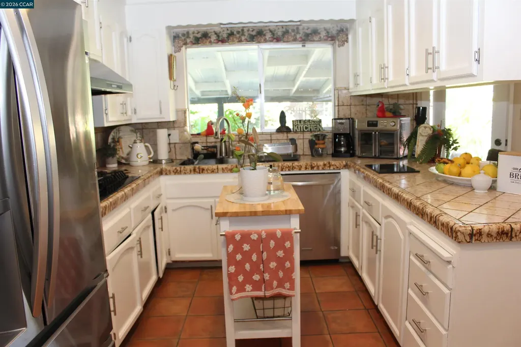 330 W Cypress Road Oakley CA 94561