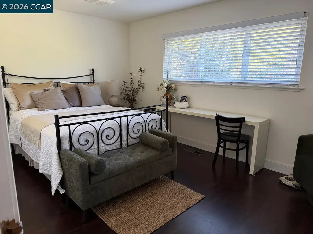 330 W Cypress Road Oakley CA 94561