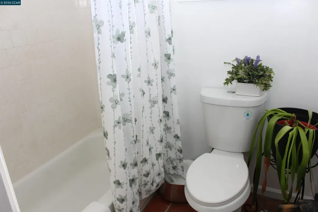 330 W Cypress Road Oakley CA 94561