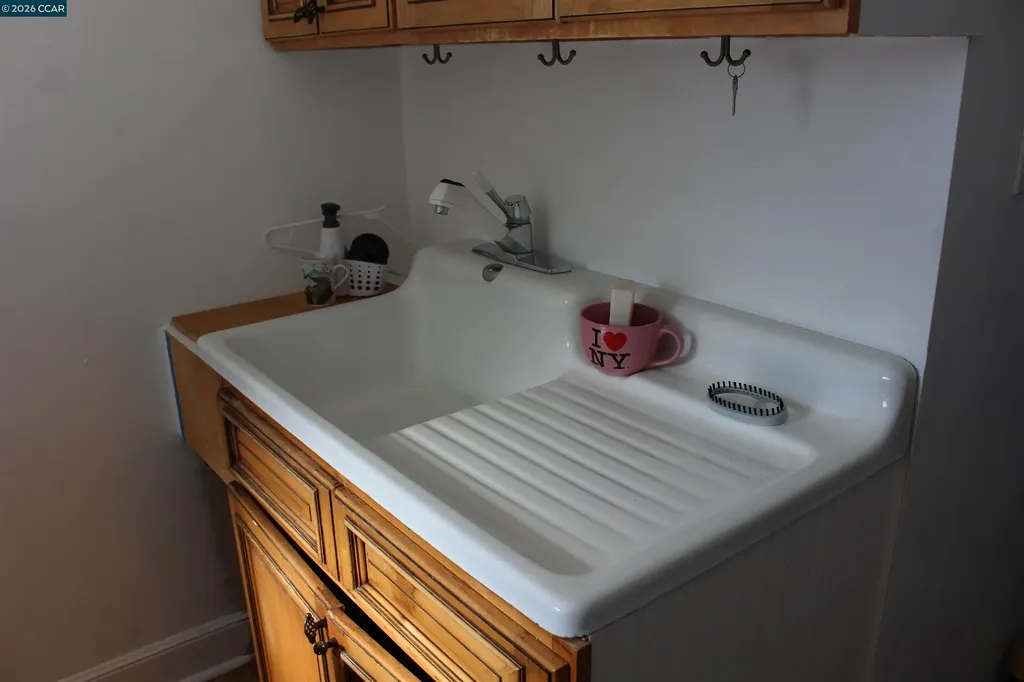 330 W Cypress Road Oakley CA 94561