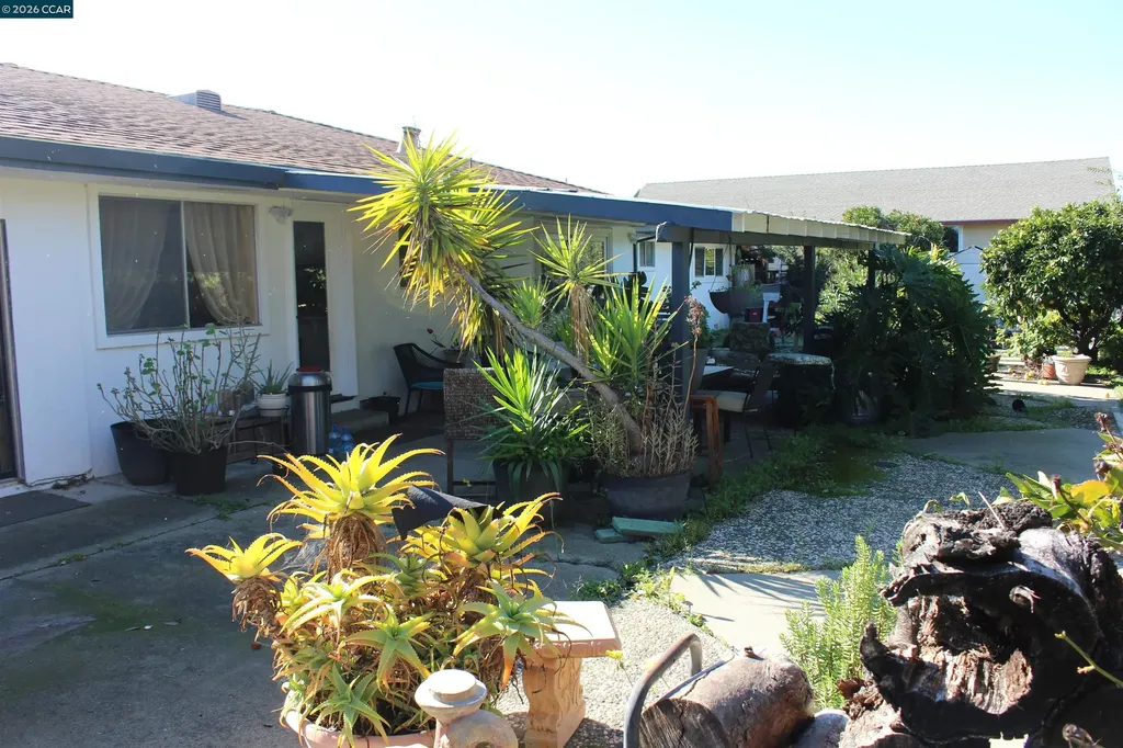 330 W Cypress Road Oakley CA 94561