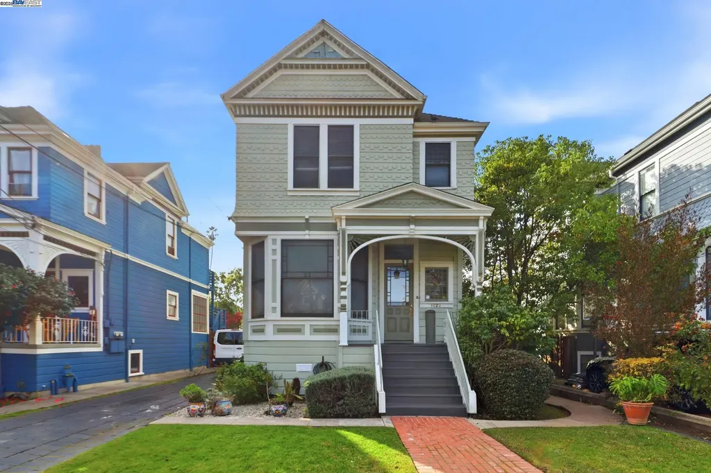 1822 San Antonio Avenue Alameda CA 94501