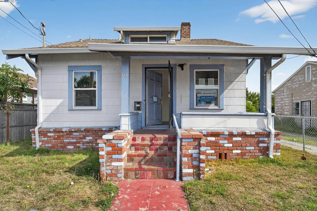 7412 Weld Street Oakland CA 94621