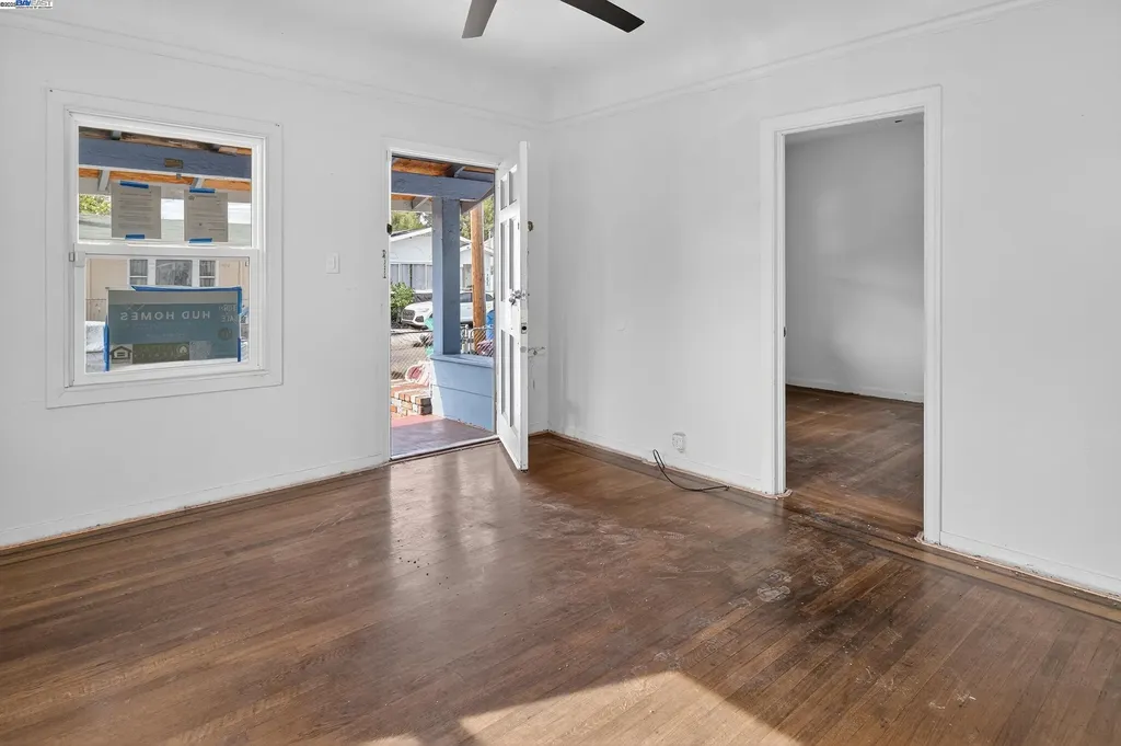 7412 Weld Street Oakland CA 94621