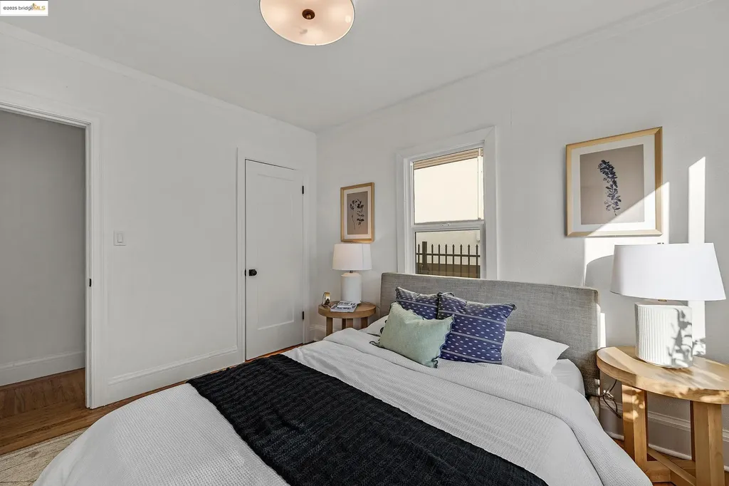 1515 Derby Street Berkeley CA 94703