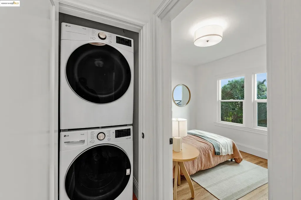 1515 Derby Street Berkeley CA 94703