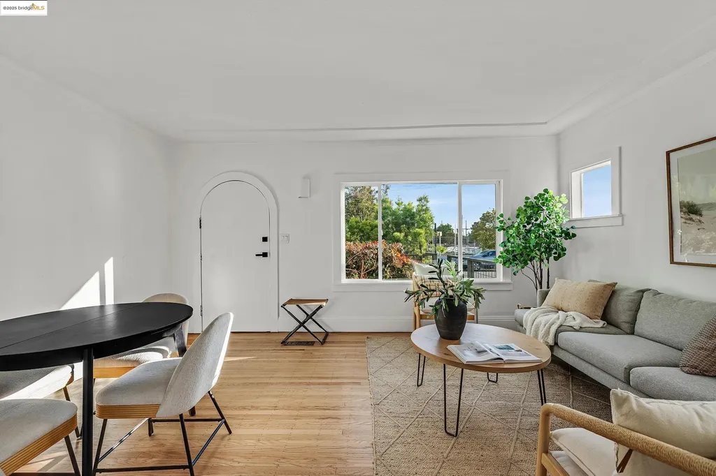 1515 Derby Street Berkeley CA 94703