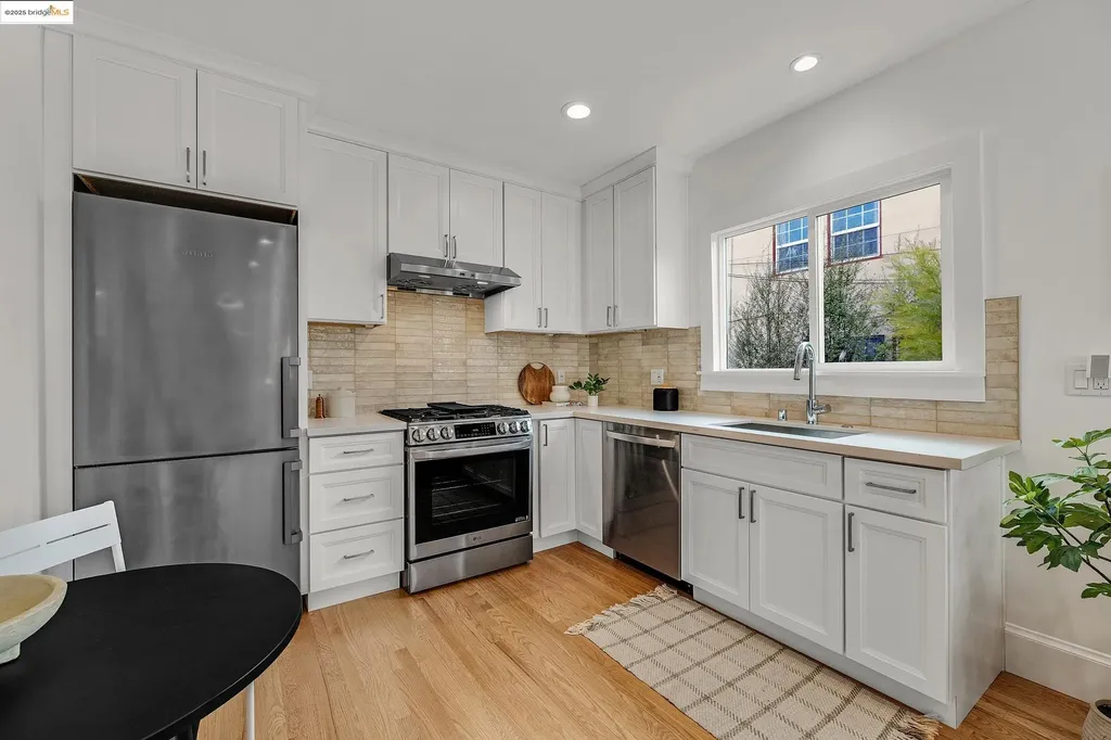 1515 Derby Street Berkeley CA 94703