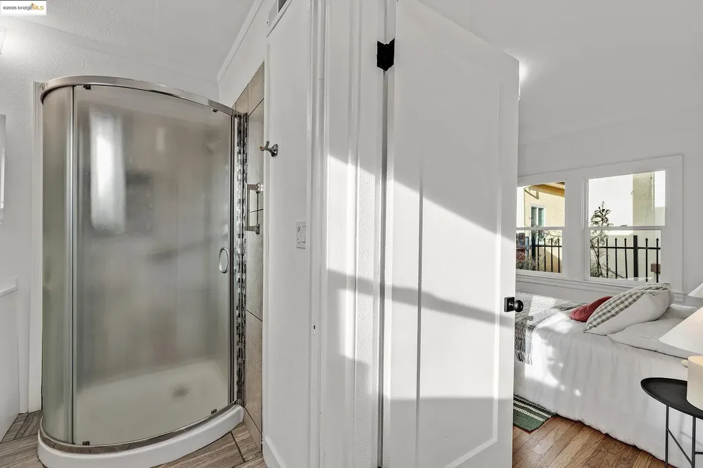 1515 Derby Street Berkeley CA 94703