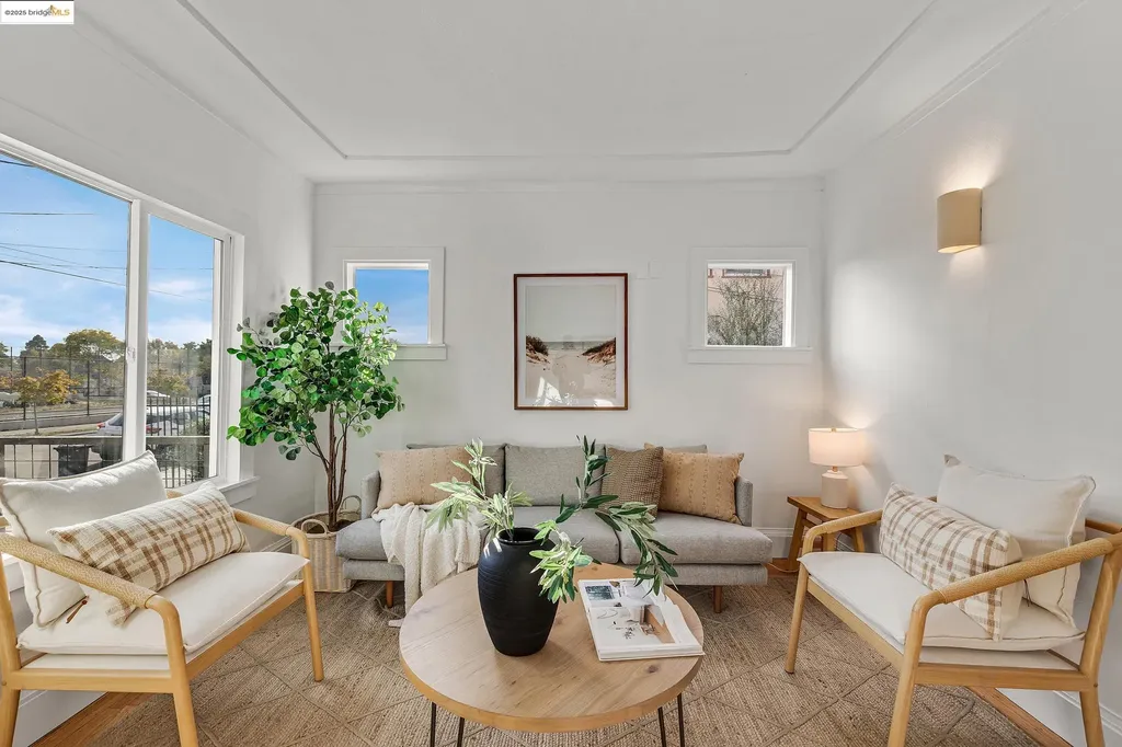 1515 Derby Street Berkeley CA 94703