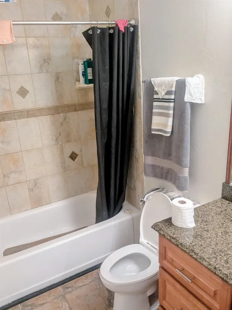 1704 Dalessi Drive Pinole CA 94564