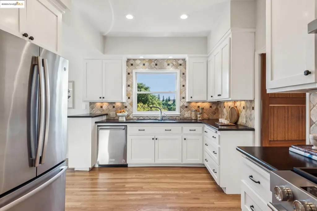 5311 Golden Gate Avenue Oakland CA 94618