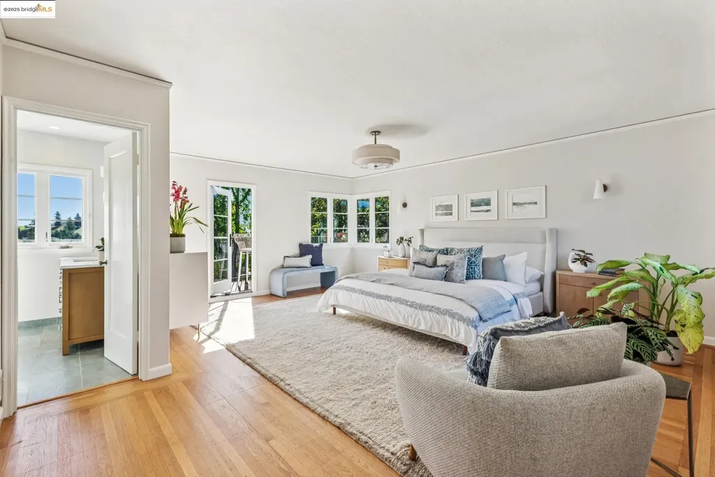 5311 Golden Gate Avenue Oakland CA 94618