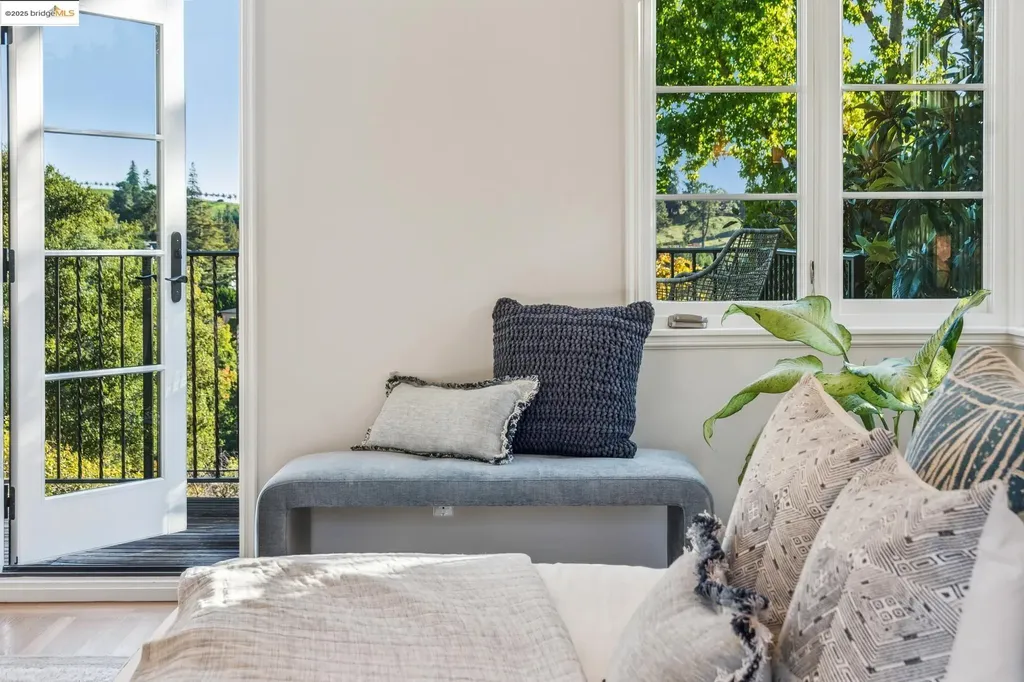 5311 Golden Gate Avenue Oakland CA 94618