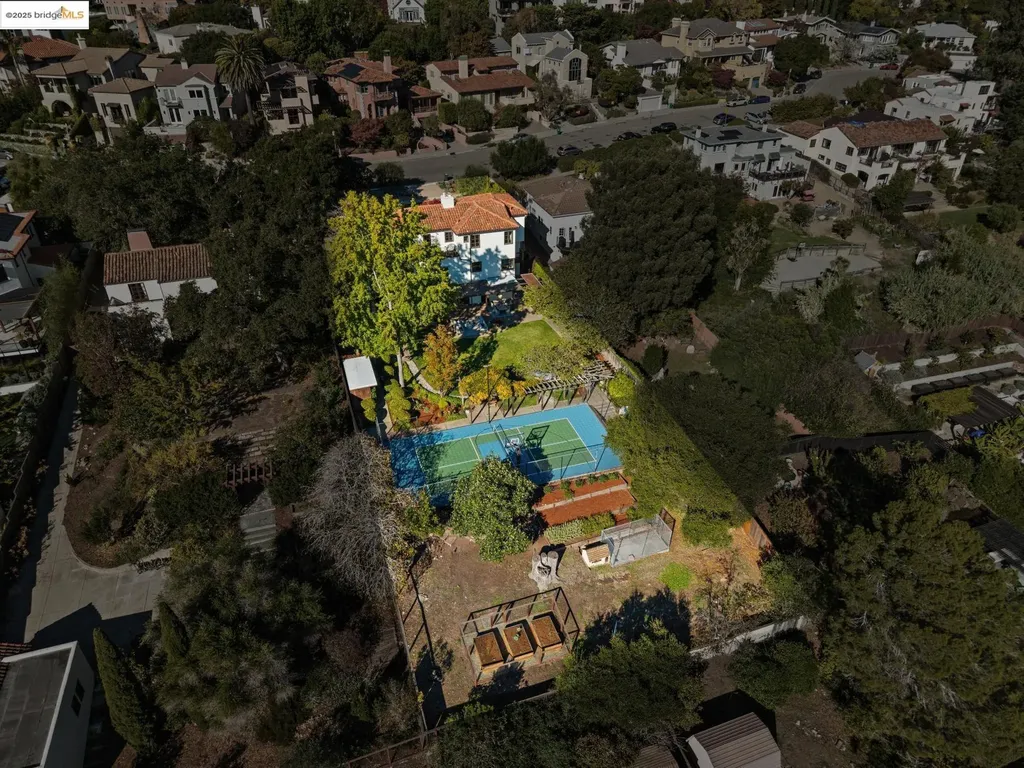 5311 Golden Gate Avenue Oakland CA 94618