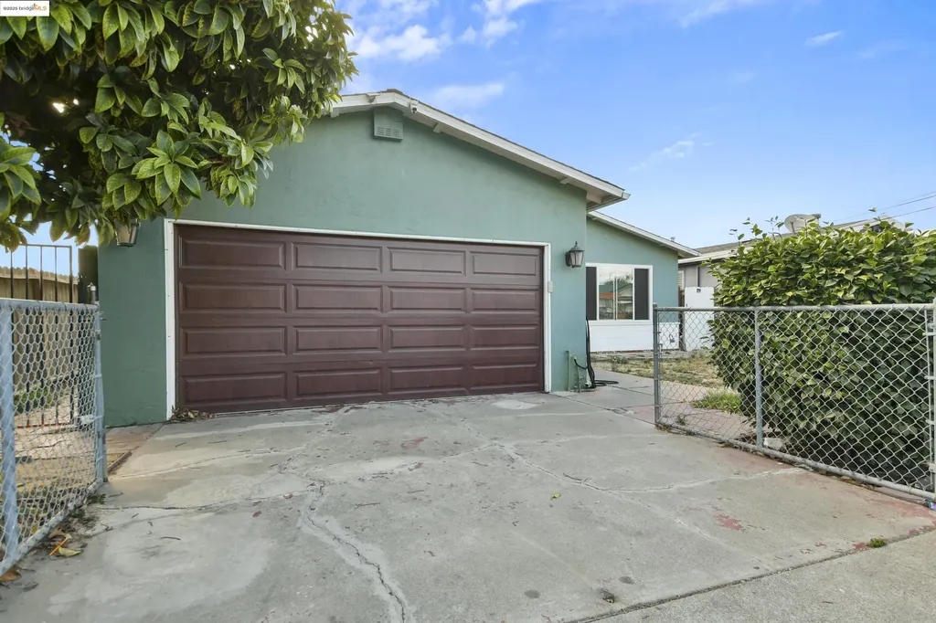 447 16th Street Richmond CA 94804