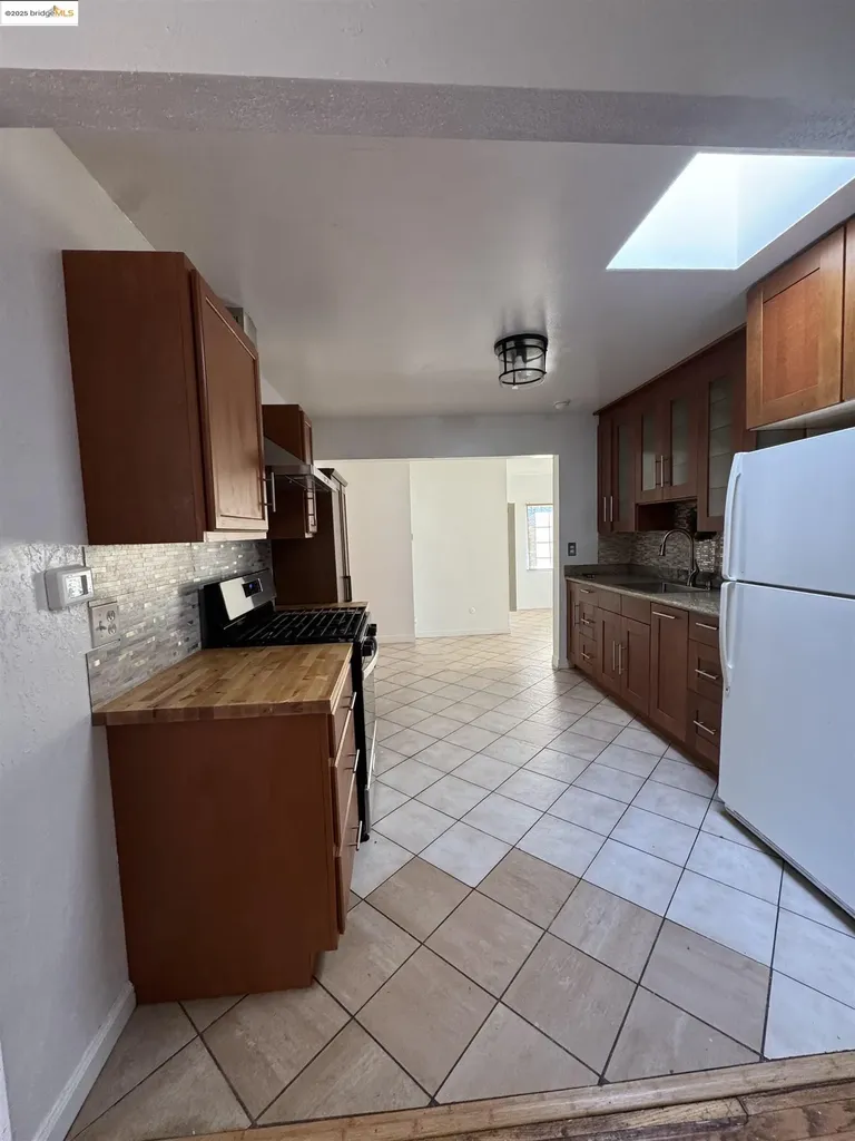 447 16th Street Richmond CA 94804