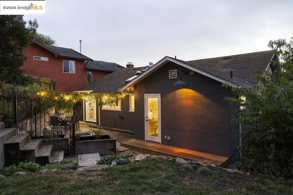 2400 Mira Vista Drive El Cerrito CA 94530
