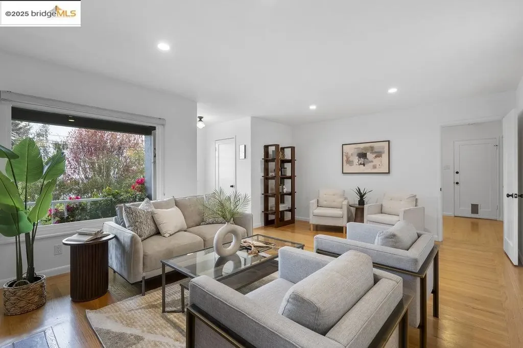 2400 Mira Vista Drive El Cerrito CA 94530