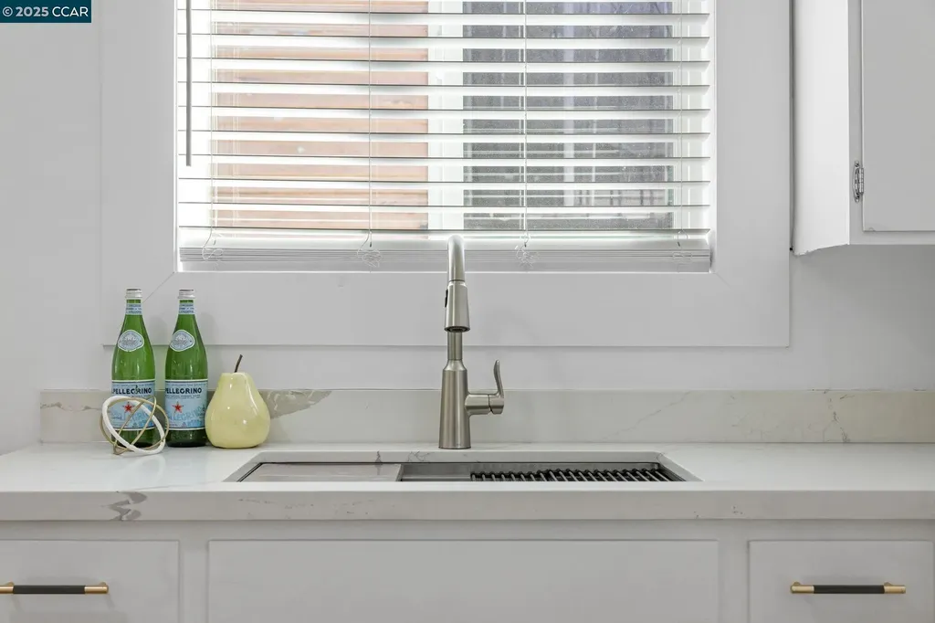 1535 38th Avenue Oakland CA 94601