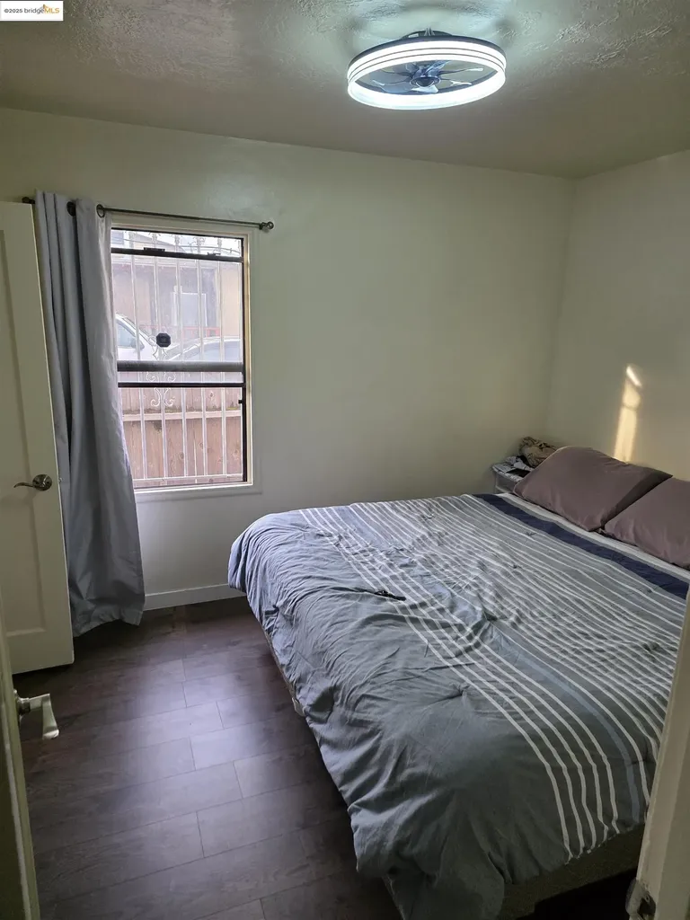 9821 E Street Oakland CA 94503