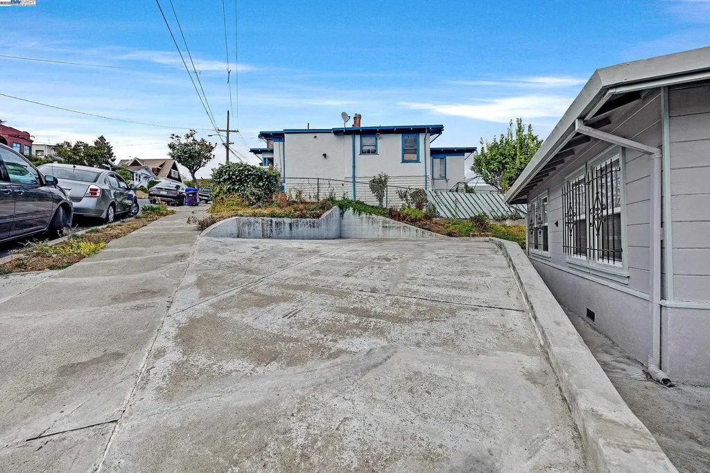 2607 23rd Avenue Oakland CA 94606