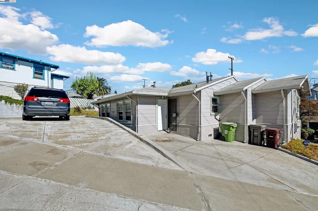 2607 23rd Avenue Oakland CA 94606