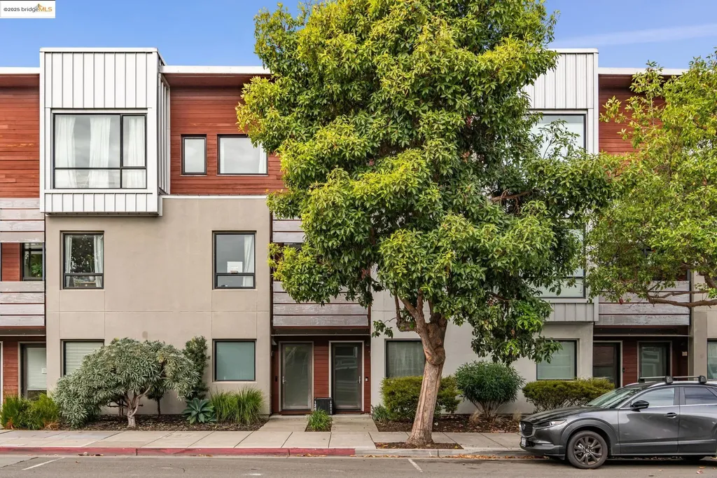 1211 Wood Street Oakland CA 94607