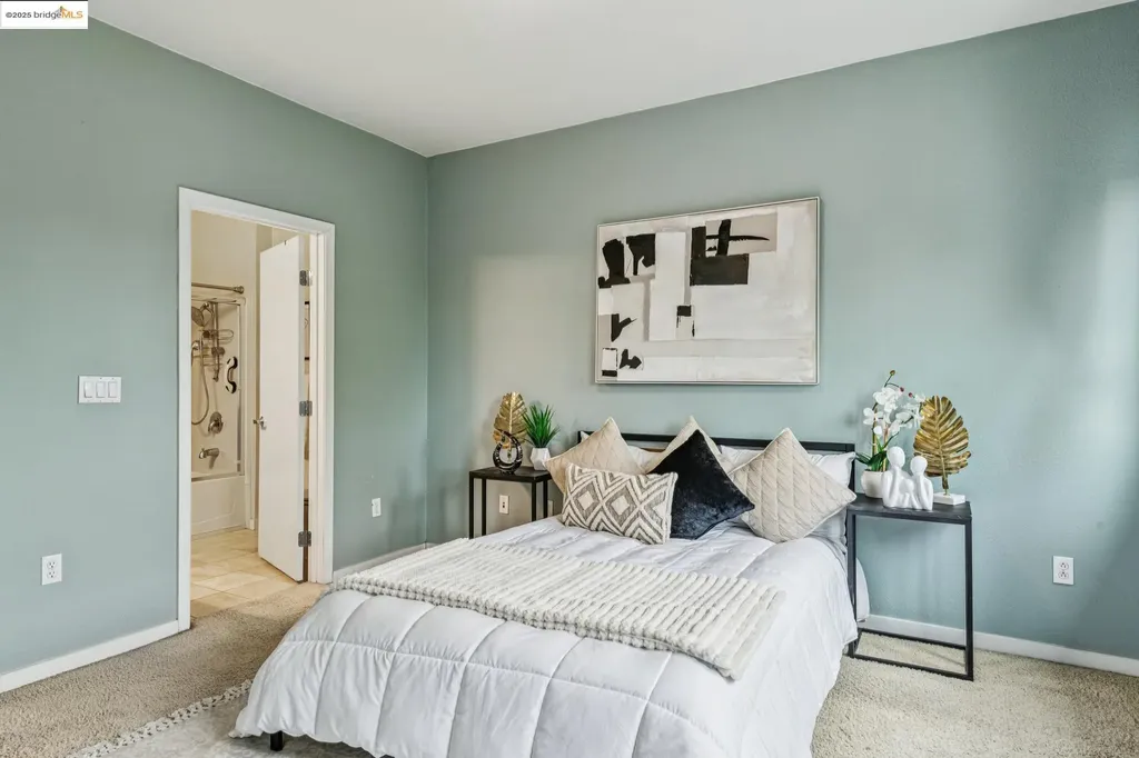 1211 Wood Street Oakland CA 94607