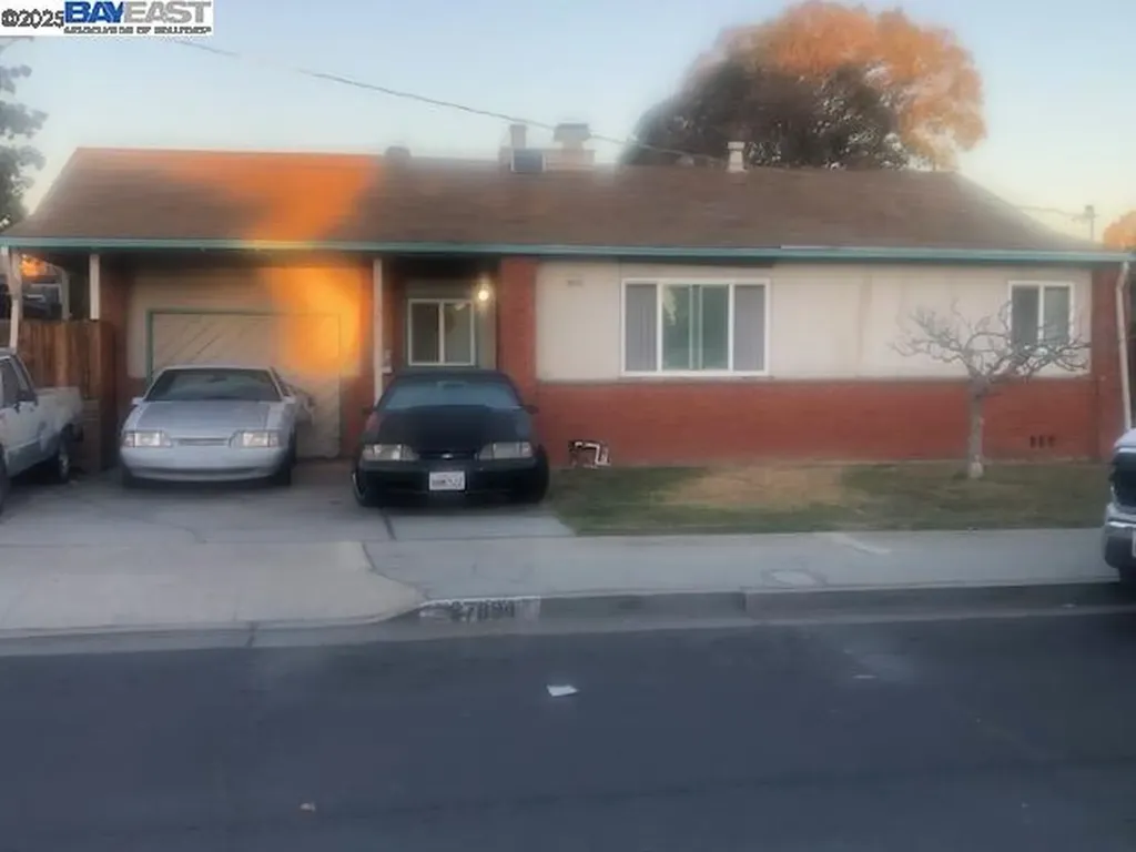 27894 Andrea Street Hayward CA 94544