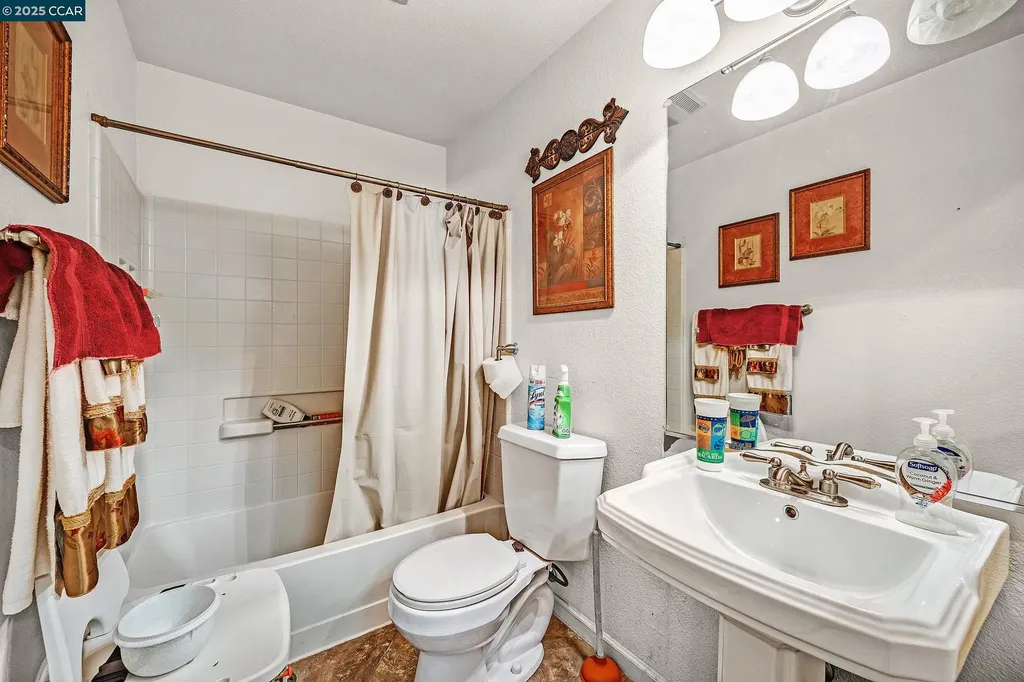 4653 Arabian Way Antioch CA 94531