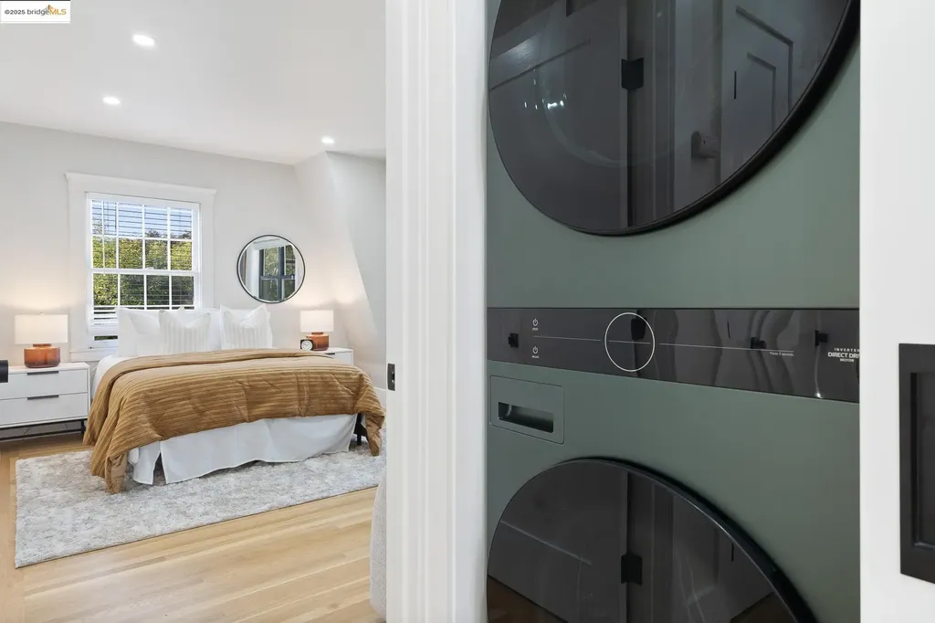 786 Trestle Glen Road Oakland CA 94610