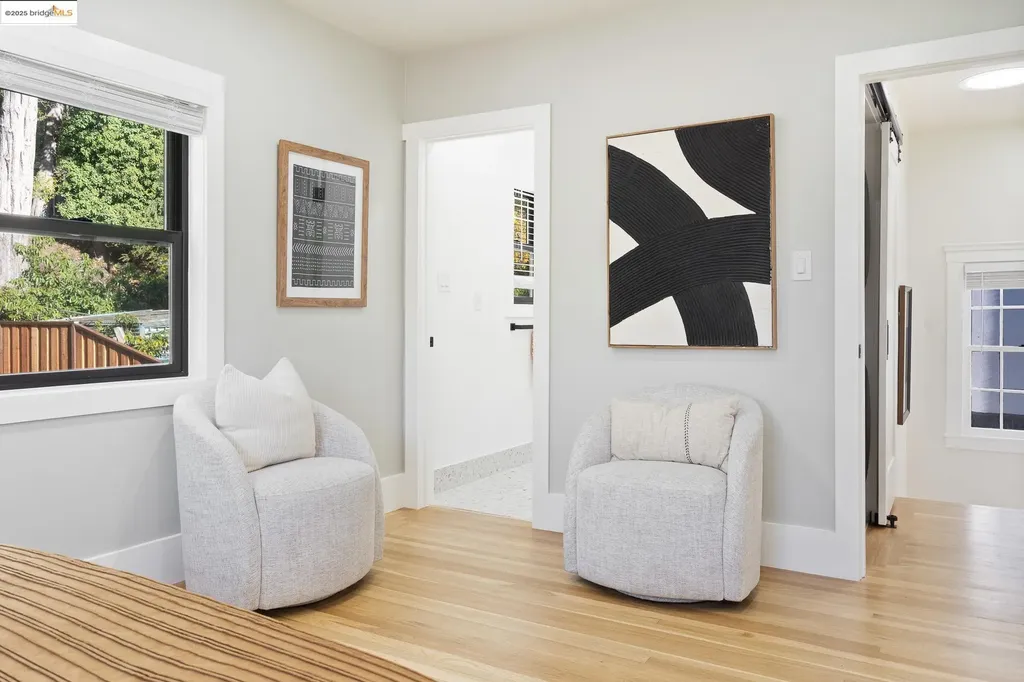 786 Trestle Glen Road Oakland CA 94610