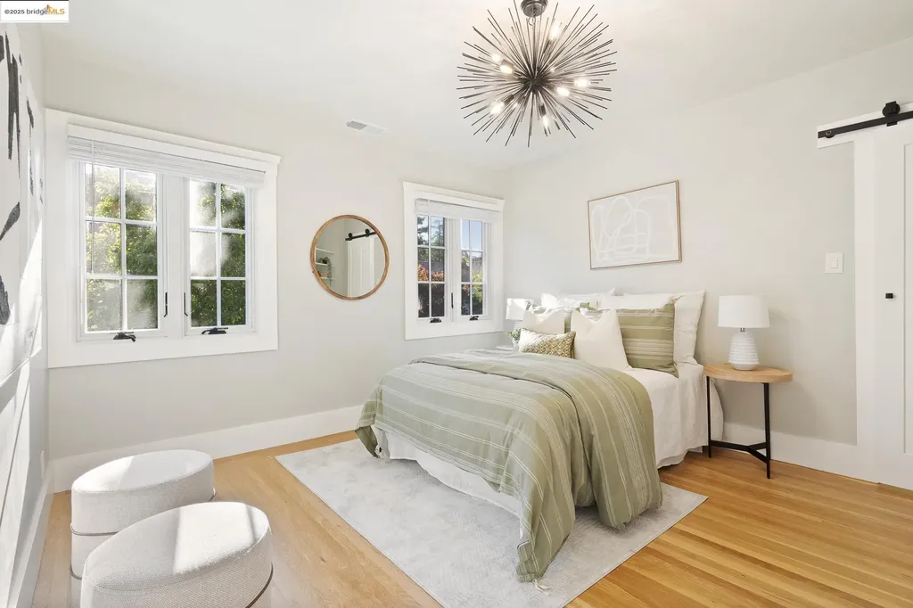 786 Trestle Glen Road Oakland CA 94610