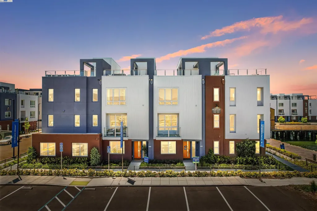2256 Stanford Street Alameda CA 94501