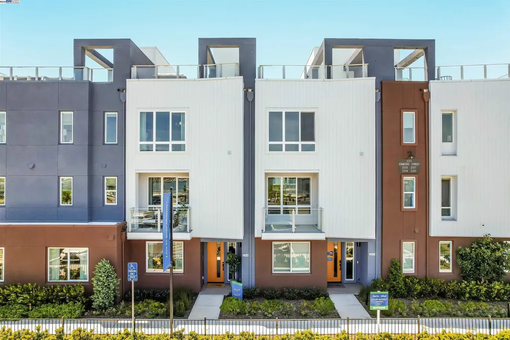 2256 Stanford Street Alameda CA 94501