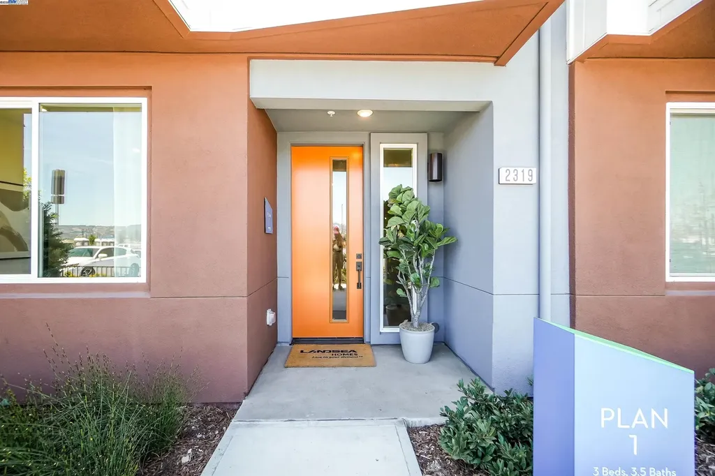 2256 Stanford Street Alameda CA 94501