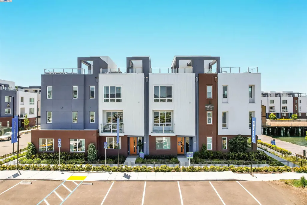 2256 Stanford Street Alameda CA 94501