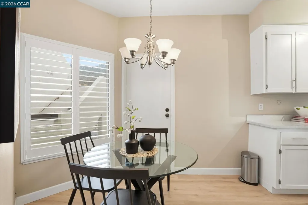 1221 Avenida Sevilla Walnut Creek CA 94595