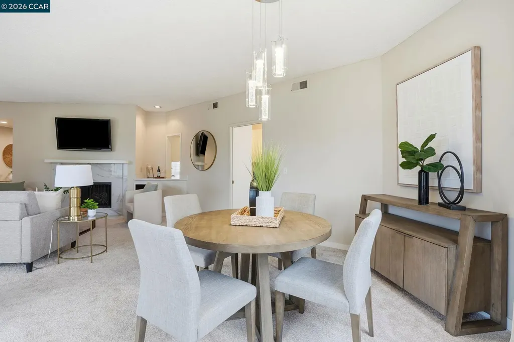1221 Avenida Sevilla Walnut Creek CA 94595