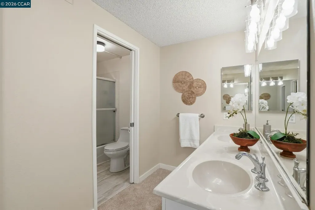 1221 Avenida Sevilla Walnut Creek CA 94595