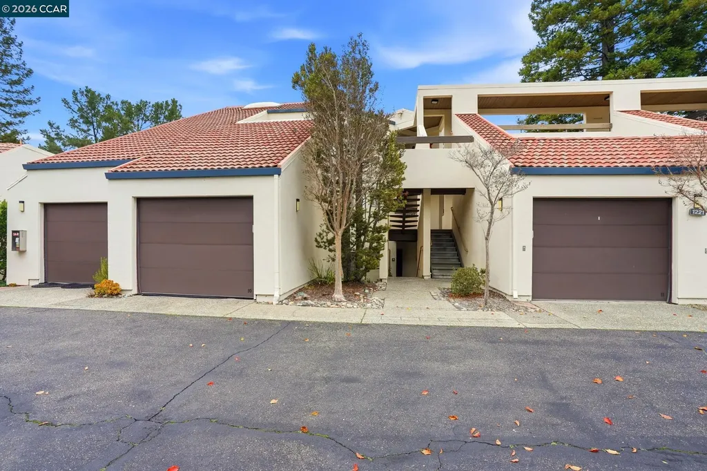 1221 Avenida Sevilla Walnut Creek CA 94595