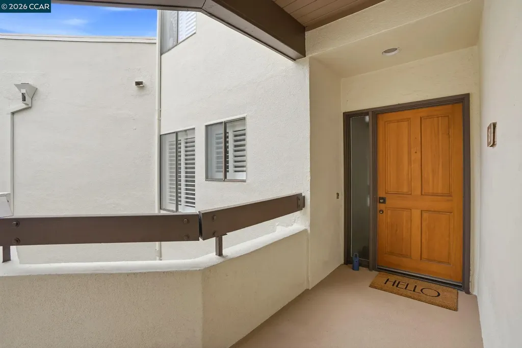 1221 Avenida Sevilla Walnut Creek CA 94595