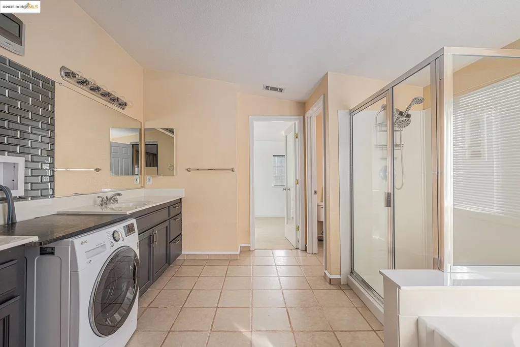 1126 Oakpoint Drive Bay Point CA 94565