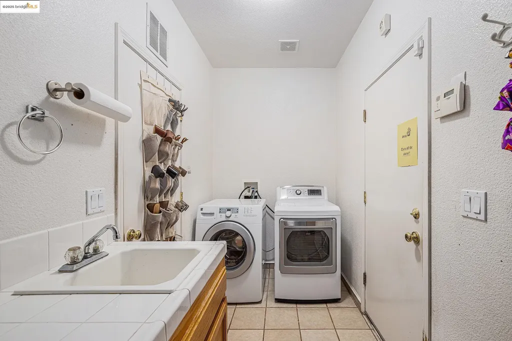 1126 Oakpoint Drive Bay Point CA 94565