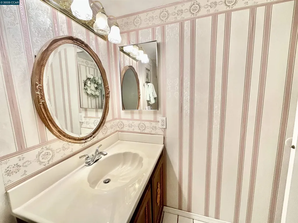 403 Gerald Court Benicia CA 94510